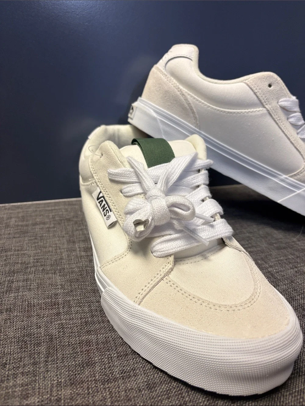 VANS Chukka Push Skate Shoes VN000CZWJVY Beige White Green Mens Size 10.5 rare